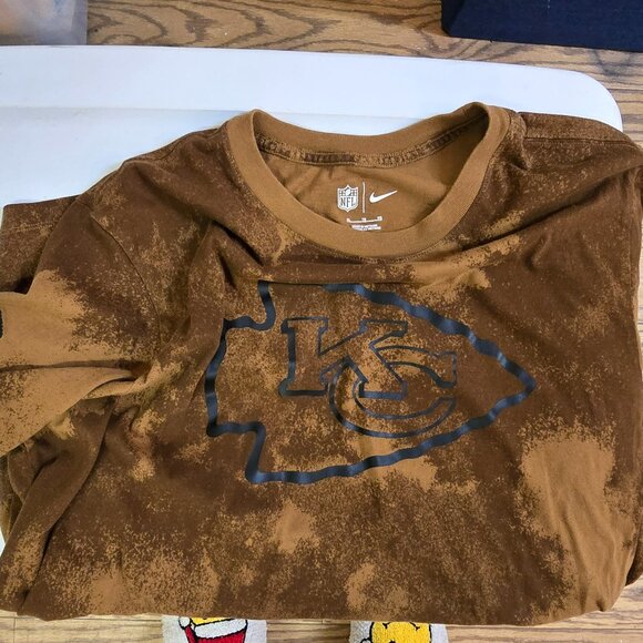 Mens KC Chiefs shirt size XL - Picture 1 of 1